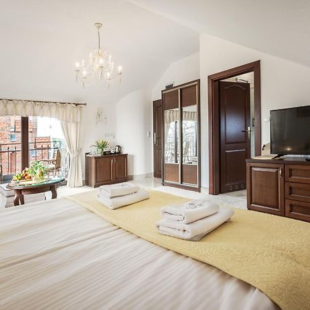 Columbus Ustka - Limanowskiego 1 Ngoại thất bức ảnh