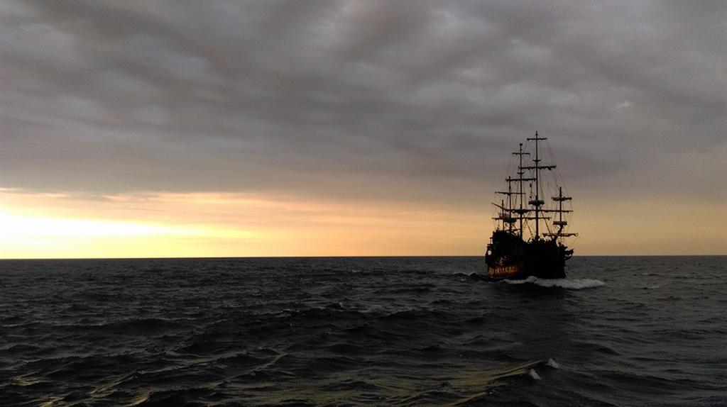 Columbus Ustka - Limanowskiego 1 Ngoại thất bức ảnh